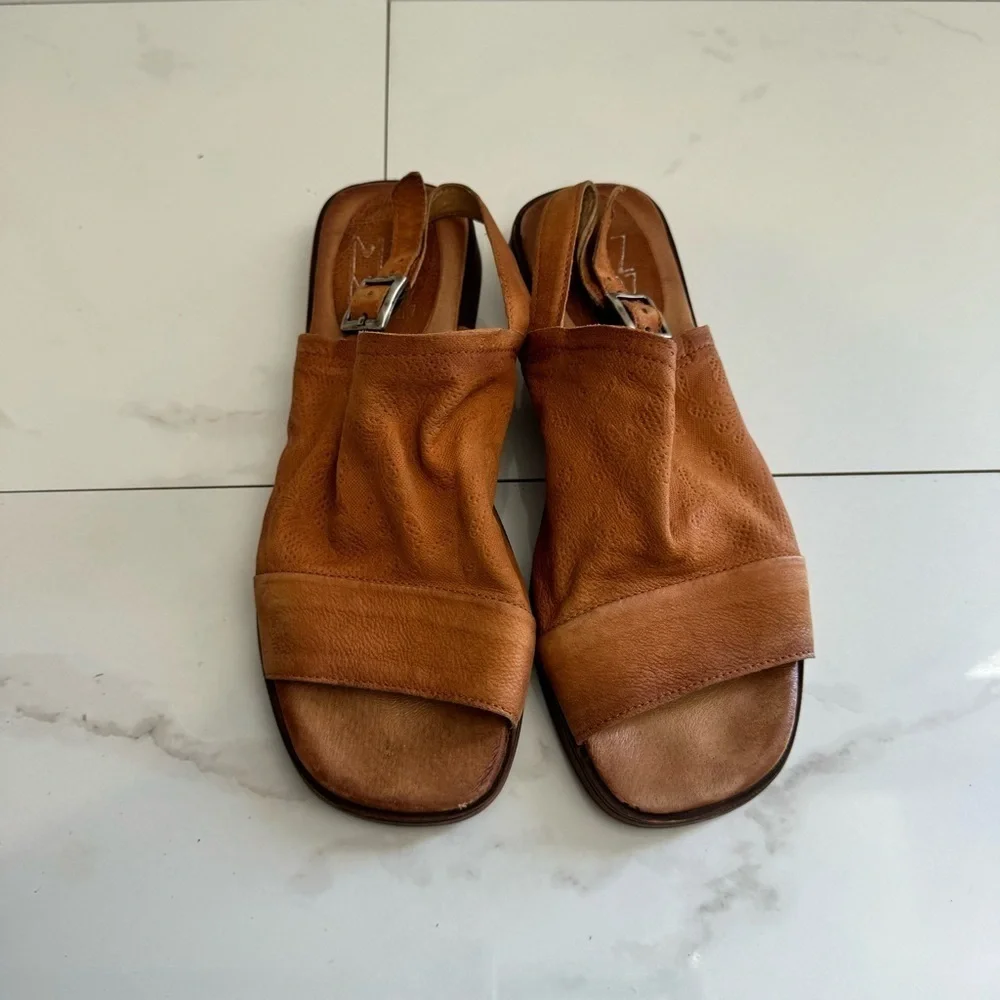 Miz Mooz Guava Brown Leather Sandals Size 41 / US - Picture 3 of 6
